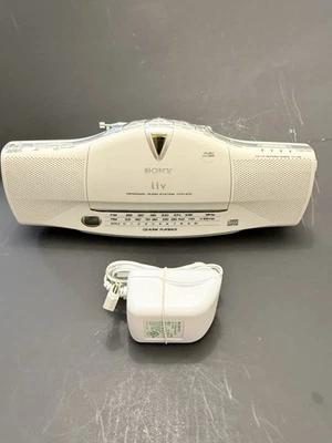 复古索尼 LIV 调幅/调频/CD 播放器 迷你收音机 带电源插头 已测试 状况完好 — 第 1/4 张图片