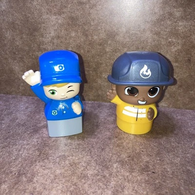 Mega Bloks:  First Builders People. Peter The Police Man And Freddy The Fireman - Image 1 of 4