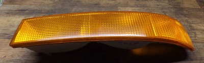 03-21 GMC SAVANA 1500 2500 3500 LEFT DRIVER SIDE PARK TURN SIGNAL LAMP OEM - Image 1 of 4