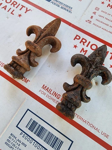 Vintage Antique Cast Iron Wrought Iron Fence Post Finial Fleur De Lis Cover