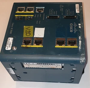 CISCO IE-3000-4TC Managed L2 Fast ethernet network switch No power adapter - Imagen 1 de 3