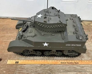 21st Century Toys Ultimate Soldier 1:6 Scale WWII M5 Stuart Tank - Bild 1 von 12