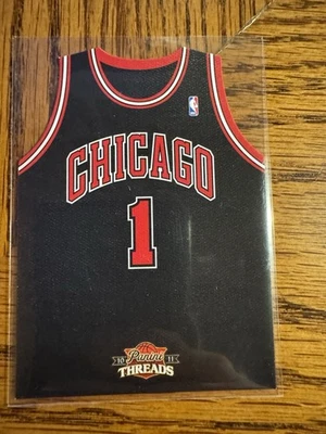 2010-11 Panini Threads Team Threads Away Derrick Rose Chicago Bulls - Image 1 of 4