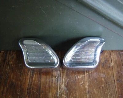 Vintage OEM 1960-67 Chevy GMC Pickup Truck Part~Wind Wing Glass Lever Handle~L&R Foto 1 de 4