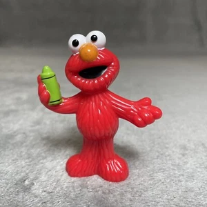 Sesame Street Elmo Holding Crayon Plastic Toy Figure 2000 Cake Topper Vintage - Picture 1 of 5