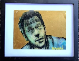Hugh Laurie. Ein Original Gemälde von Ro West. Mit Echtheitszertifikat - Bild 1 von 3