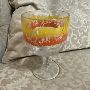 Copa de vidrio vintage amarillo naranja llamas huella digital 6" - Imagen 1 de 3