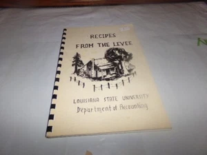 Vintage Recipes from The Levee Louisiana State University Cookbook Pralines 1972 - Picture 1 of 13