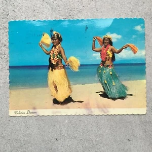 Postal de playa vintage de bailarines de Hula Tahití de Hawaii HI fecha 1976 - Imagen 1 de 4
