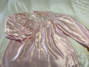 ILISE STEVENS Size Small | Pink SATIN NIGHTGOWN/FLEECE Inside NWT Vintage - Picture 1 of 11