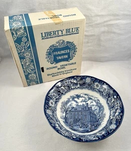 Ciotola rotonda per verdure LIBERTY BLUE Staffordshire England con scatola - Foto 1 di 4