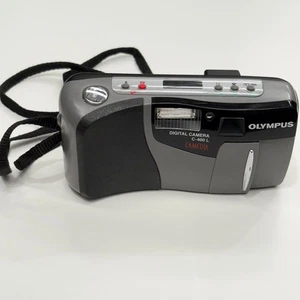 Olympus Digital Camera C-410L CAMEDIA 5mm f/2.8 (wont turn on) - Picture 1 of 15