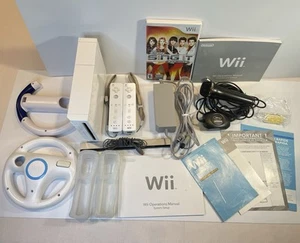 Pacchetto console Nintendo Wii 2 controller microfono Disney cantalo! Ruote BELLE - Foto 1 di 24