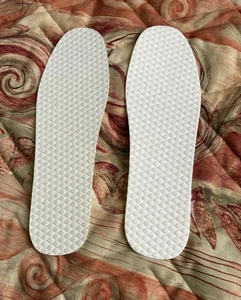 Unisex Schuheinlagen. Aufgeladen mit Tachyon Energie. Ihre Füße nehmen die Energie auf. - Bild 1 von 2