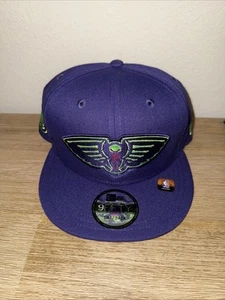 New Era New Orleans Pelicans Verde 2024/25 Edición City Alterna 9FIFTY Para hombres - Imagen 1 de 3