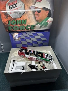 JOHN FORCE 8 X CHAMPION 1999 Castrol GTX MUSTANG Funny Car ACTION 1:24 NHRA NIB - Imagen 1 de 11