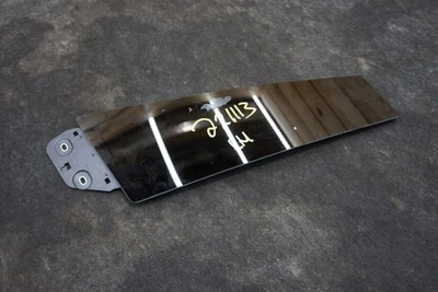 Panel de ajuste de carrocería de pilar B exterior central izquierdo 9J1845031A Porsche Taycan 2020-22 Foto 1 de 4