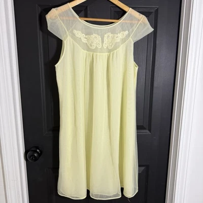 Vintage Penny’s JC Pennys Gaymode Nylon Night Gown 60s Sz Medium Yellow - Image 1 of 4