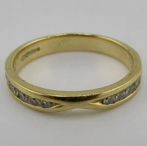 18ct Gold Diamond Set Band 0.2ct Approx, Size M1/2, Hallmarked 3.1g - Picture 1 of 7
