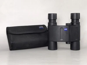 *MINT* Carl Zeiss 10x25 B T* Victory Compact Binoculars - Picture 1 of 18