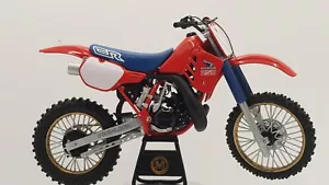 Honda CR 250 1986 1:12 Model Kit - Foto 1 di 14
