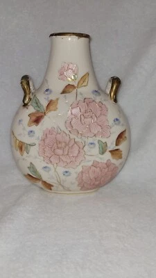 Antique Royal Rudolstadt Straus & Sohne Porcelain Vase Hand Painted 3D 1895-1924 - Image 1 of 4