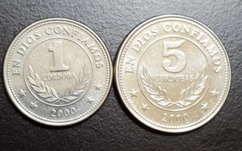2000 Nicaragua 1 & 5 Cordobas AU Coins Lot KM 90 Cover