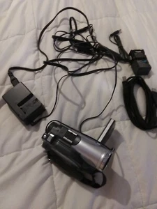 Hitachi DVD Cam Camcorder Video Camera Bundle - Picture 1 of 9
