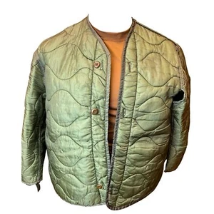 Used Need Repair Olive Drab M-65 Field Jacket Liner with Buttons *mocinc.1982* - Picture 1 of 10