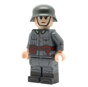 WW2 Officer Minifigure - United Bricks - Picture 1 of 2