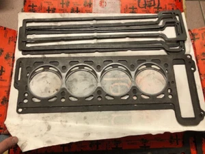 Maserati V8 Ghibli Mexico Head gasket set OEM NOS - Picture 1 of 4