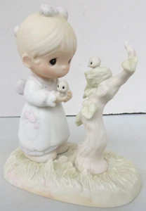Precious Moments 1983 - His Eye is On the Sparrow - E-0530 - Picture 1 of 9