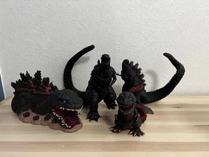 Figurina Shin Godzilla vendita all'ingrosso - Foto 1 di 2