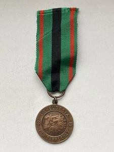Finlandia WWII 1941 Medaglia Merito della Libertà 2° classe!!! - Foto 1 di 3