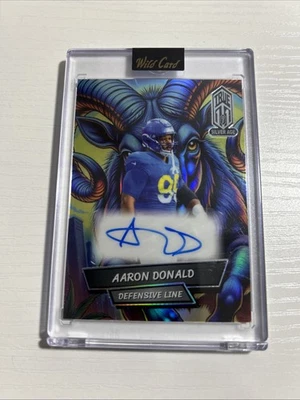 2025 Wild Card Новички И Легенды Серебряного Века Настоящие 1/1 Аарон Дональд Авто Рамс!! - Изображение 1 из 2