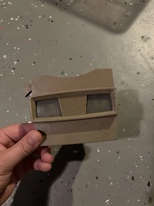Vintage Sawyer Viewmaster Betrachter hellbraun antik Spielzeug für Rollen 3D für Bilder lernen - Bild 1 von 2
