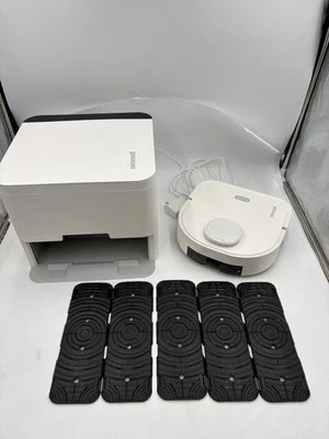 Pre-owned Bissell Robotic Mop No Mop Heads No Cleaning Solution Tested & Works - Image 1 of 4