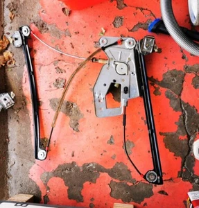 BMW 5er E39 original Fensterheber vorn links um rechts elektrisch Kombi - Bild 1 von 6