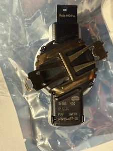 BRAND NEW 2023 - 2024 FISKER OCEAN WINDSHIELD RAIN LIGHT SENSOR HELLA OEM - Picture 1 of 5