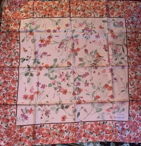 AUTHENTIC VALENTINO TWILL SILK SCARF FLORAL PINK SQUARE 35" x 35" NEW - Picture 1 of 11