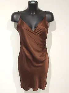 Mini Vestido Zara Marrón Satinado Imitación Envolvente - Marrón Chocolate Talla Pequeña Nuevo Con Etiqueta - Imagen 1 de 5