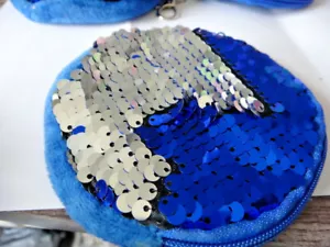 4" Mermaid Blue & Silver Sequins Scale Clip Zipper Coin Purse Earbud Bag - Picture 1 of 4