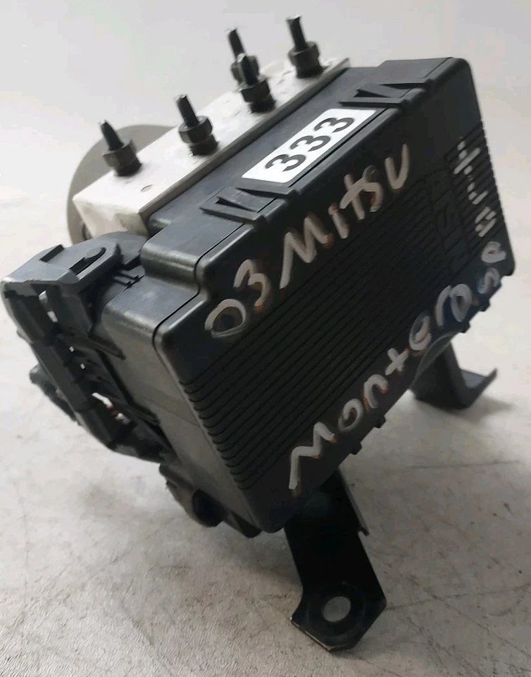 02-04 Mitsubishi Montero Sport ABS Anti Lock Brake Pump Modulator Assembly OEM - Image 1 of 4