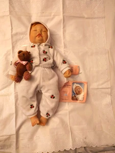 Stephanie The Paradise Galleries  Jane Pinkstaff Künstlerpuppe Porzellan Puppe - Bild 1 von 3