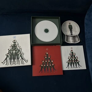EXO Miracles in December CD 56 Page Color PhotoBook Chan Yeol Pop Up Christmas - Picture 1 of 9