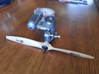 RC Airplane Engine O.S. Max FP .40 w/ Muffler & Wooden Propeller. - Image 1 of 4