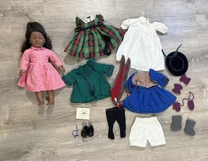 Muñeca American Girl Addy de colección Pleasant Company con traje original y extras - Imagen 1 de 24