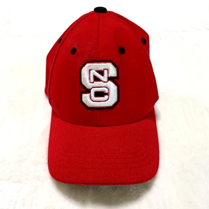 NC State Baseball Hat Size XS Red Zephyr Z Wolfpack Cap Stretch Fit - Picture 1 of 5