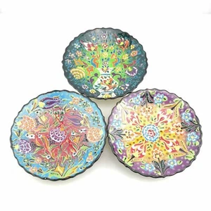 Placa tradicional colgante de pared pintada a mano (18 cm) - 3 colores diferentes - Xm... - Imagen 1 de 6