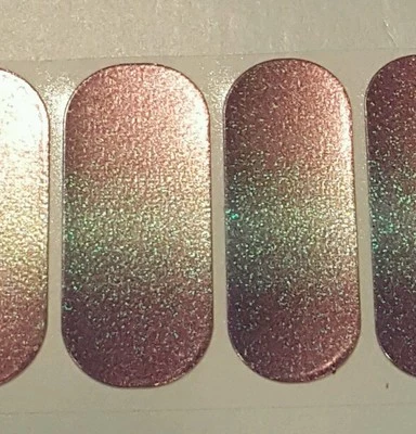 Jamberry Julio 2015 SBE, OMBRE HOLOGRÁFICO, 1/2 hoja, Roller Disco  Foto 1 de 4